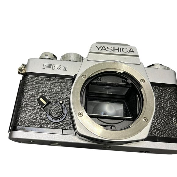 Yashica Camera Lot of 3 FR FR2 Chrome Black FOR PARTS NOT TESTED - Picture 2 of 8